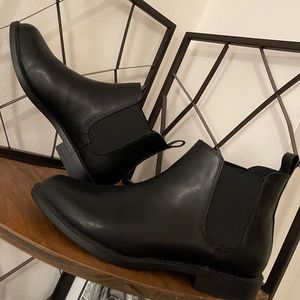 H & M - flat boot